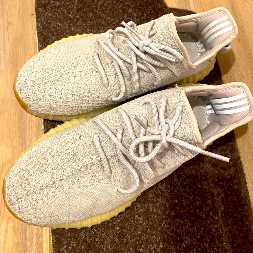 Yeezy Boost 350 V2 ‘Sand Taupe’ Size 11.5 US